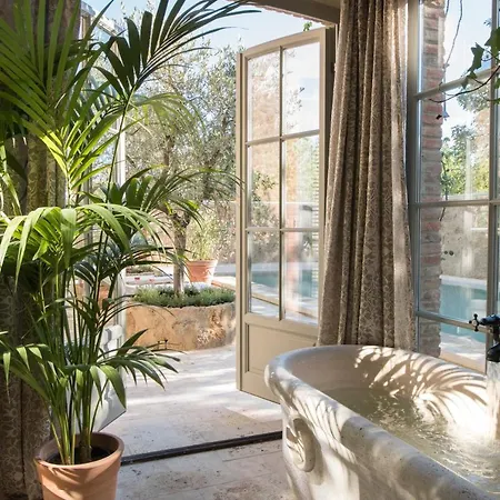 Borgo Santo Pietro 5*
