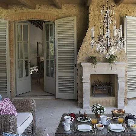 Borgo Santo Pietro Szálloda 5*