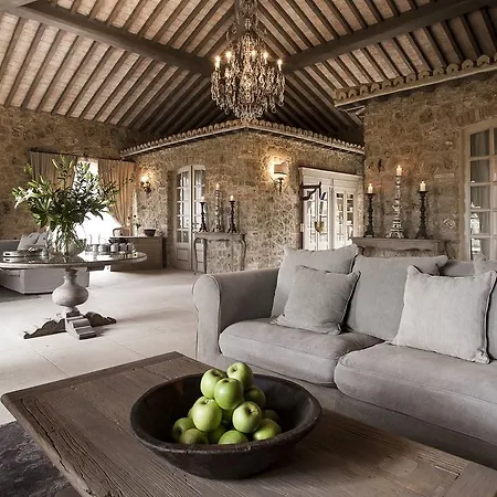 Hotell Borgo Santo Pietro
