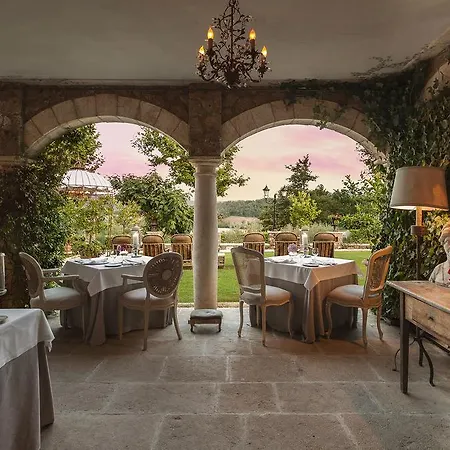 Borgo Santo Pietro Hotell 5*
