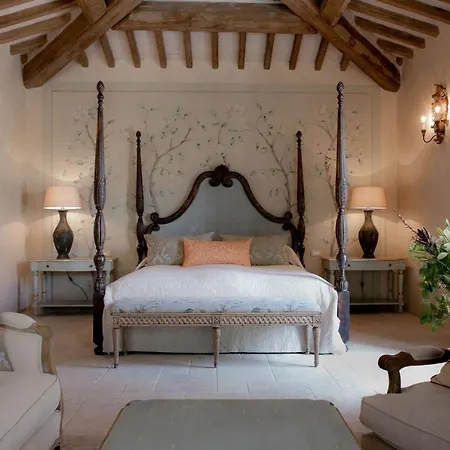 Borgo Santo Pietro 5*