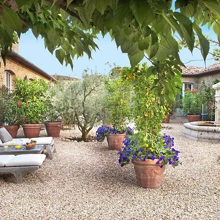 Borgo Santo Pietro Hotell Chiusdino